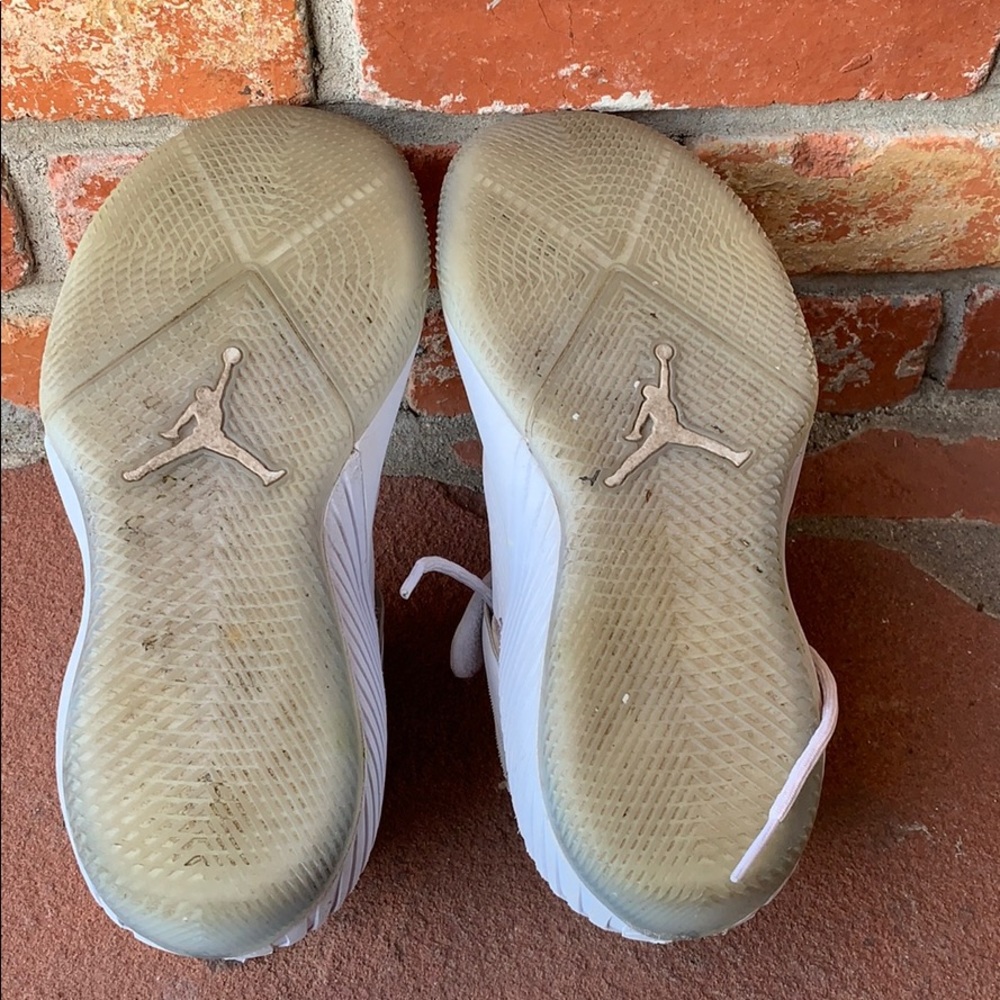 Jordan boys shoes - Picture 4 of 7